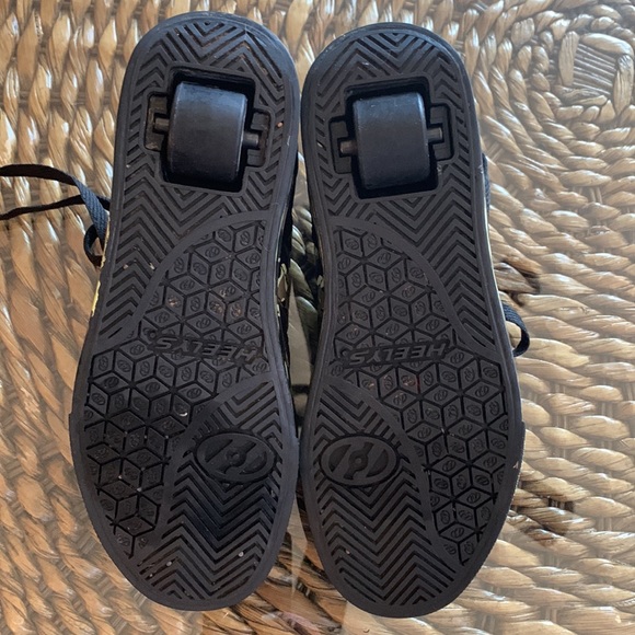 Heelys - Picture 2 of 3